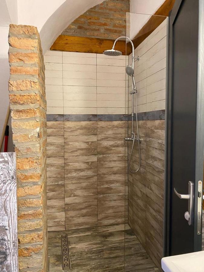 Apartament 42.2 Bistriţa 外观 照片