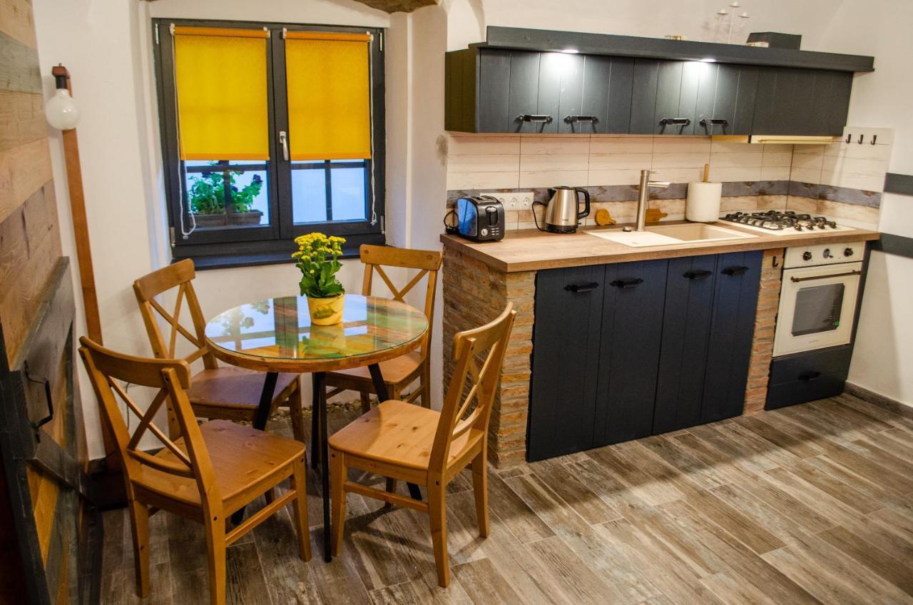 Apartament 42.2 Bistriţa 外观 照片